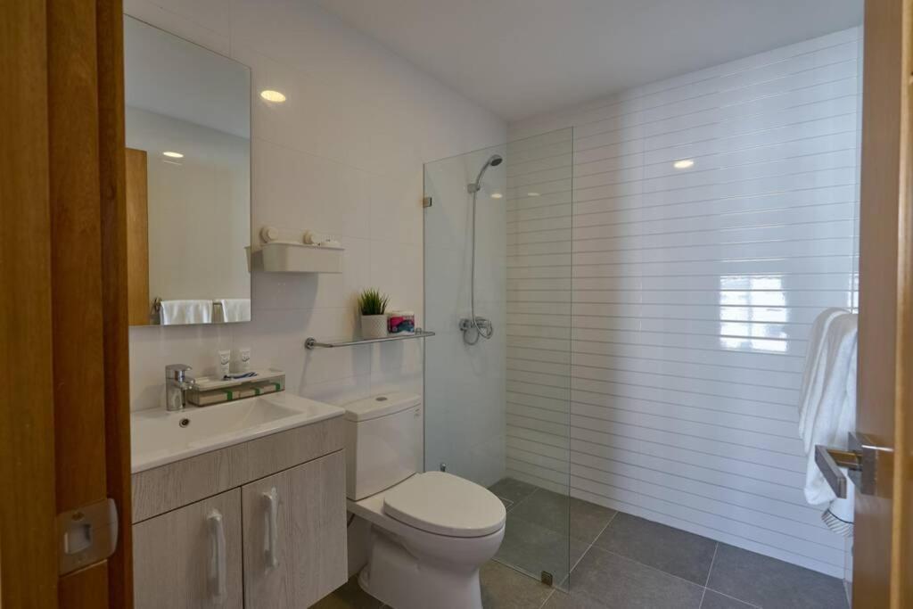 Escape Apartments, Balcony, Pool & Gym In La Julia Santo Domingo Exteriör bild