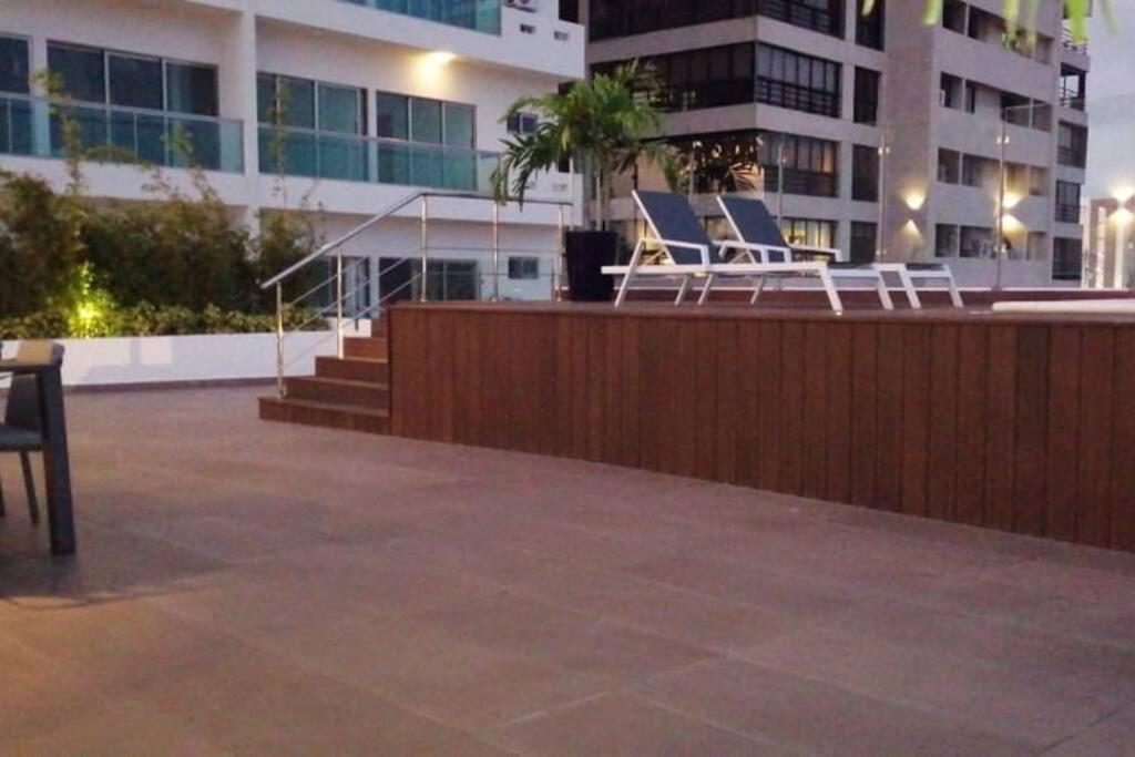 Escape Apartments, Balcony, Pool & Gym In La Julia Santo Domingo Exteriör bild