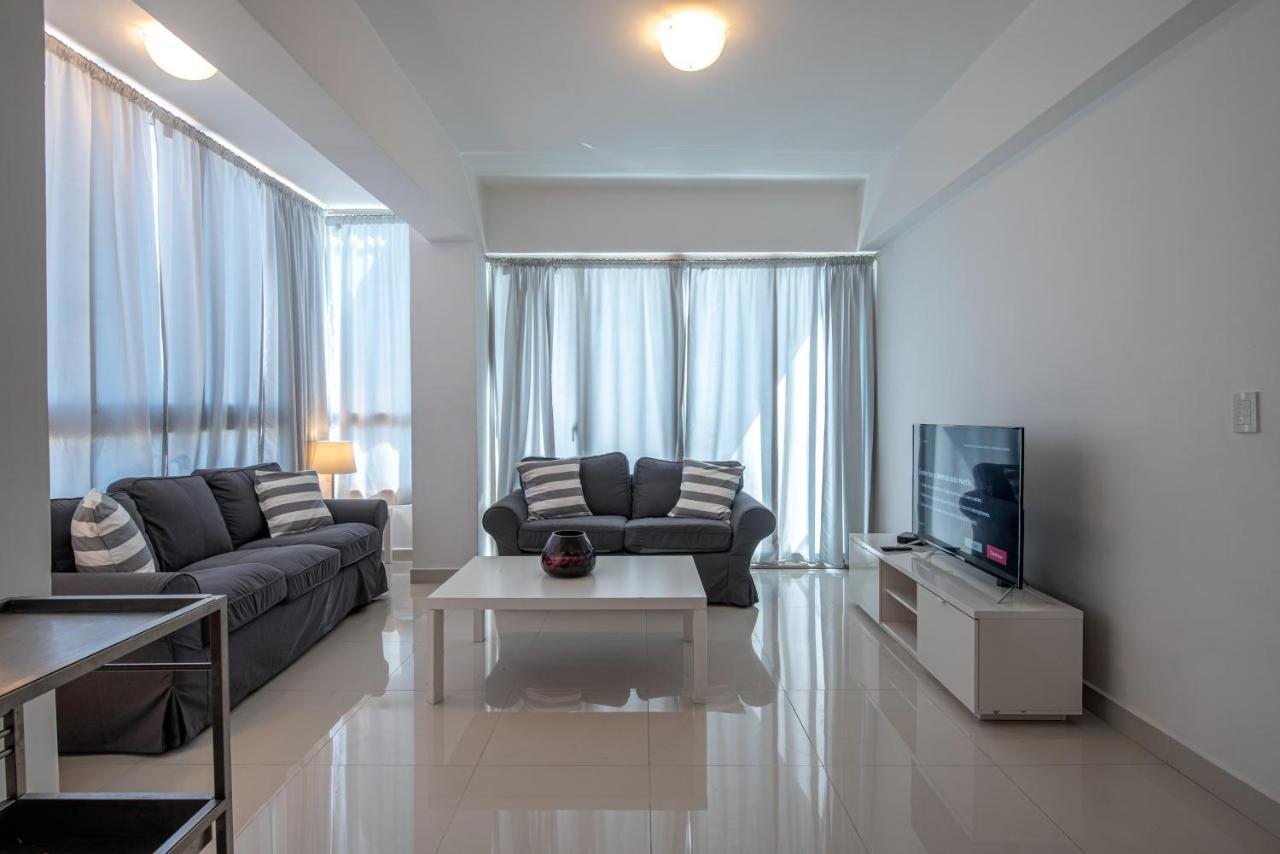 Escape Apartments, Balcony, Pool & Gym In La Julia Santo Domingo Exteriör bild