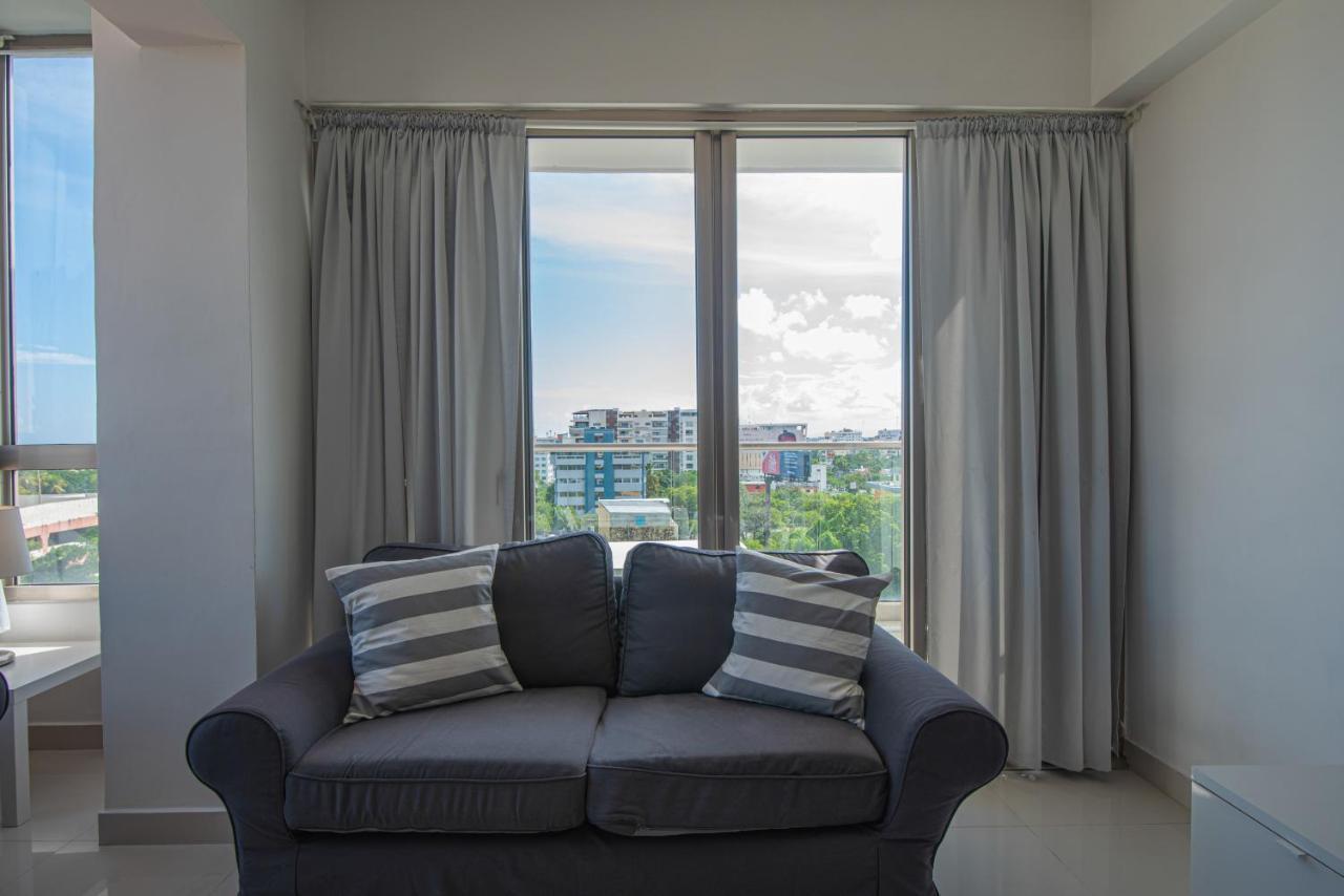 Escape Apartments, Balcony, Pool & Gym In La Julia Santo Domingo Exteriör bild