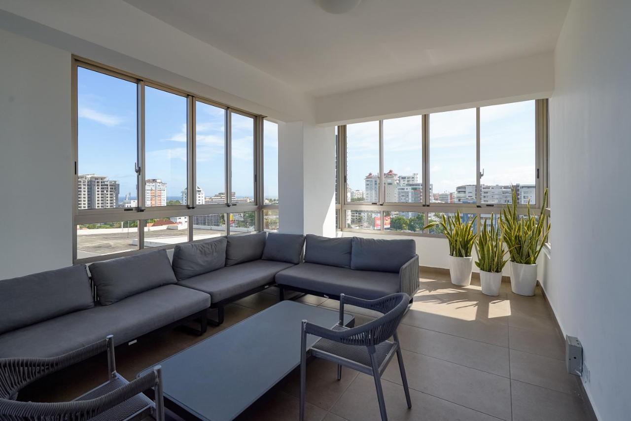 Escape Apartments, Balcony, Pool & Gym In La Julia Santo Domingo Exteriör bild