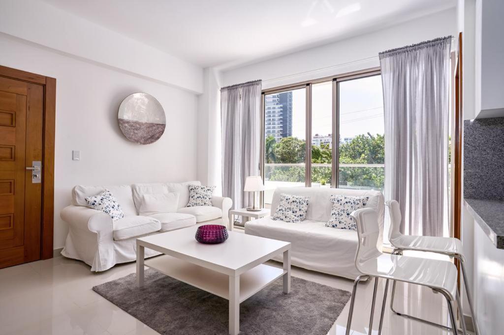 Escape Apartments, Balcony, Pool & Gym In La Julia Santo Domingo Exteriör bild