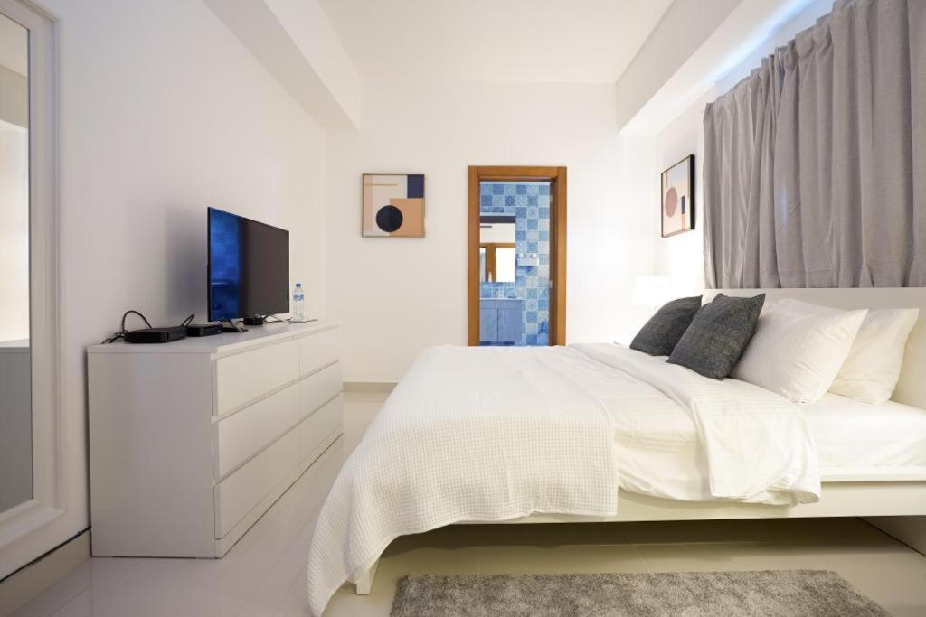 Escape Apartments, Balcony, Pool & Gym In La Julia Santo Domingo Exteriör bild